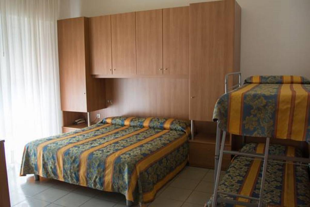 Hotel Joli 2*